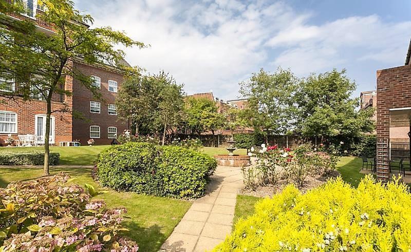 Garden turnbury.jpeg