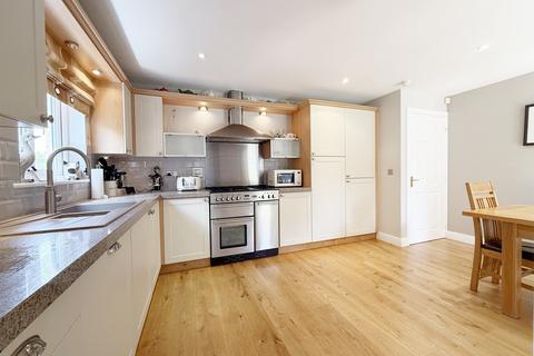 4 bedroom detached house for sale, Miskin, Pontyclun CF72