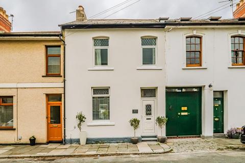 3 bedroom terraced house for sale, Salop Street, Penarth CF64