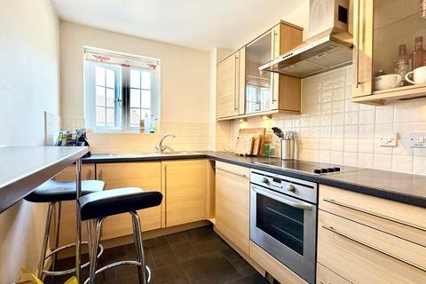 2 bedroom apartment to rent, Horsecroft Way, Tilehurst, Berkshire, RG31