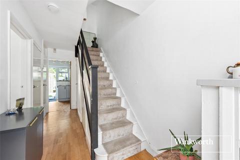 3 Regina Close, Barnet, EN5 4DR