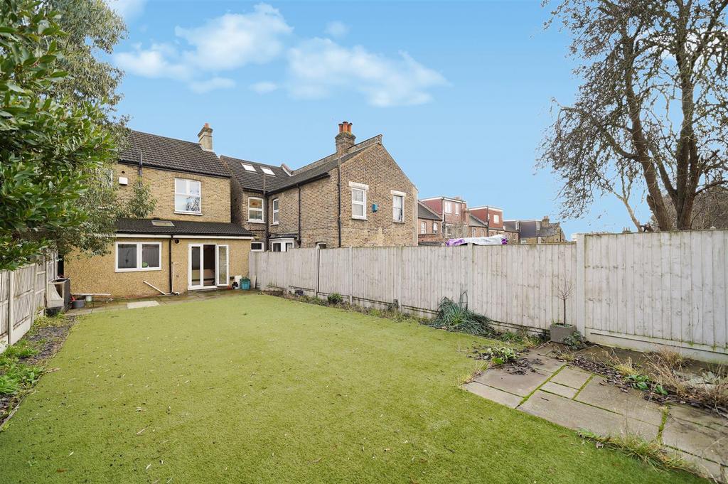 77 Woodville Road - NF2 CPc1 VPhvc126 SY09x.jpg