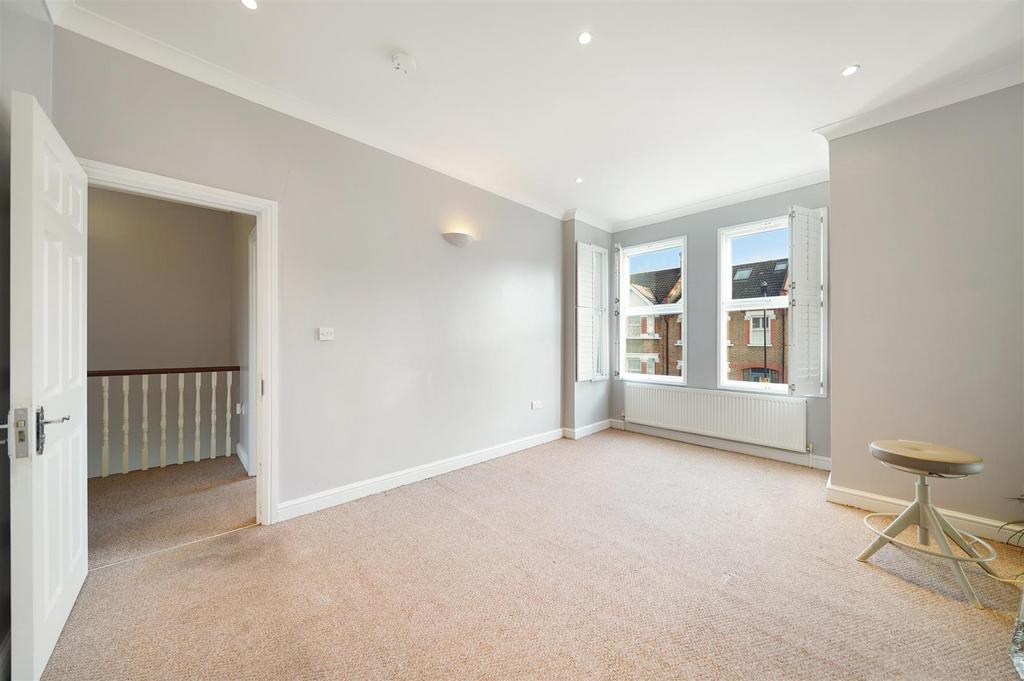 77 Woodville Road - x GI4d JFcmqlm Kc XUwa7 S.jpg