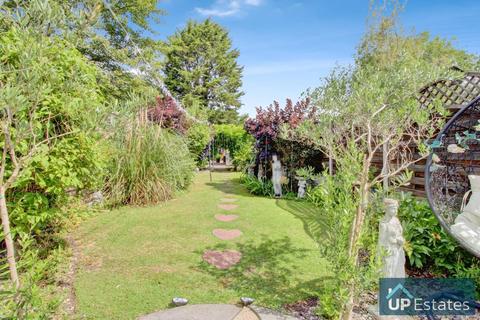 3 bedroom terraced house for sale, Glencoe Road, Coventry