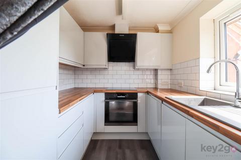 53 Bright Meadow, Halfway, Sheffield, S20 4SY