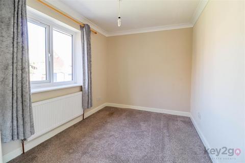 53 Bright Meadow, Halfway, Sheffield, S20 4SY