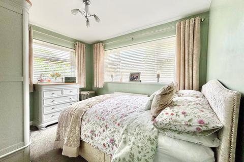 15 Chartres, Bexhill-on-sea, TN40 2NG