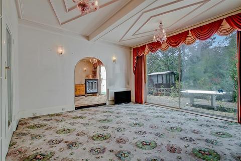undefined, Neeld Crescent, London