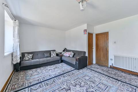 undefined, Watsons Street, New Cross, London, SE8