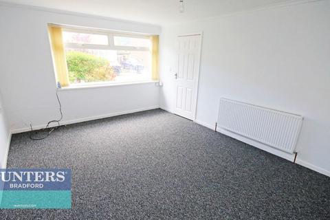 3 bedroom semi-detached house to rent, Delverne Grove, Bradford, West Yorkshire, BD2