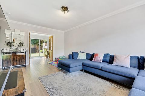 4 bedroom detached house for sale, Pertwee Drive, Great Baddow, Chelmsford