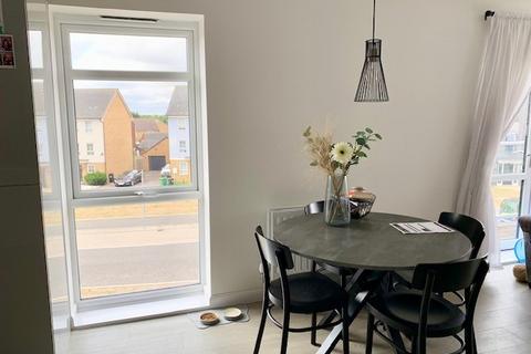 2 bedroom flat to rent, Lane End Road, Patchway, Bristol, Gloucestershire