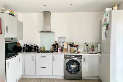 2 bedroom flat to rent, Lane End Road, Patchway, Bristol, Gloucestershire