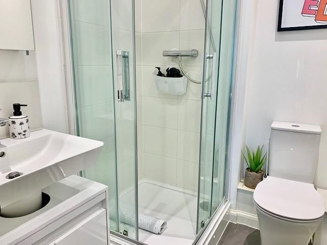 Ensuite Shower Room