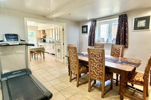 6 bedroom house for sale, High Street, Llanfyllin, Powys, SY22