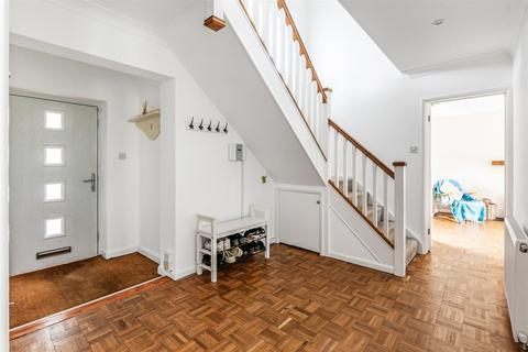 15 Durleston Park Drive, Bookham, Leatherhead, KT23 4AJ