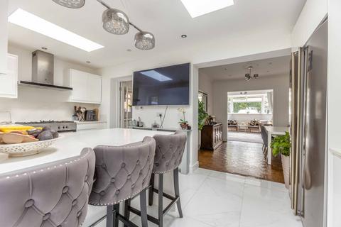 4 bedroom semi-detached house for sale, Mansion Lane, Iver SL0