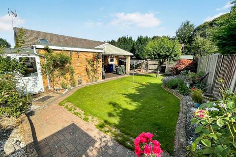 4 bedroom detached bungalow for sale, Hillside, Brandon IP27