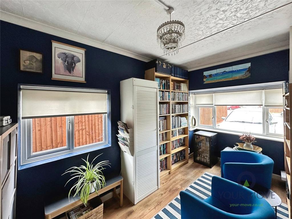 Reception/Bedroom 4