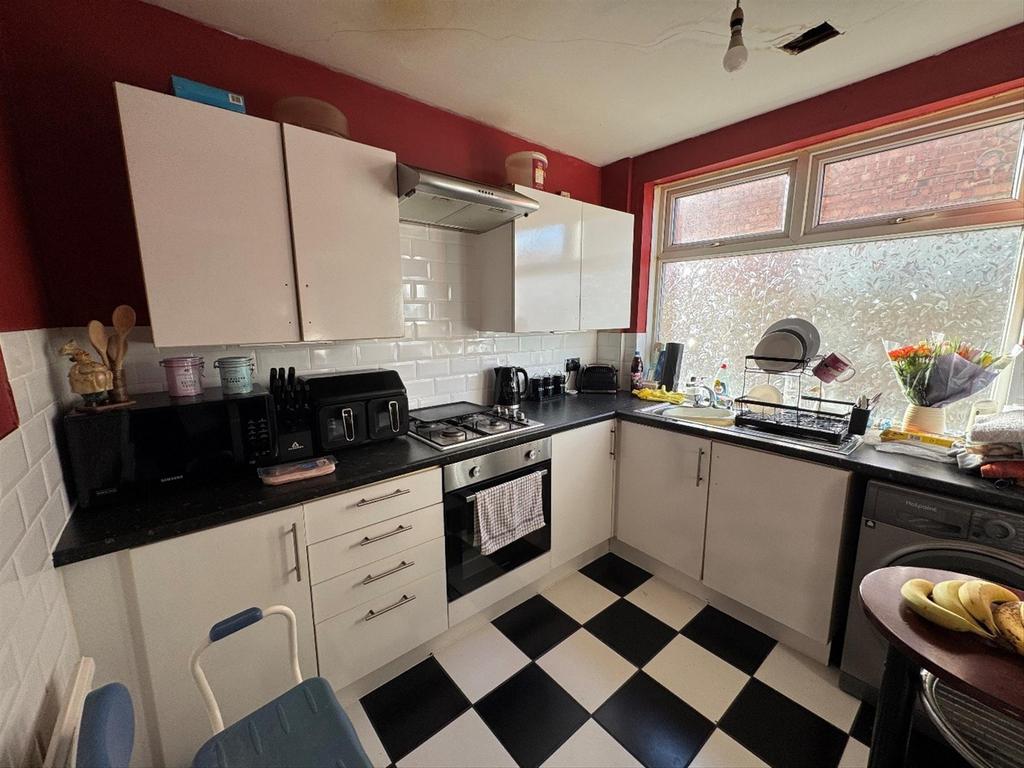 Kitchen 2