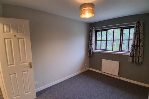 3 bedroom detached house to rent, Fairbrae, Saughton, Edinburgh, EH11