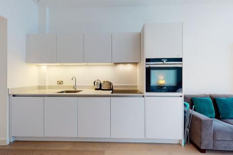 Studio to rent, Highgate Hill