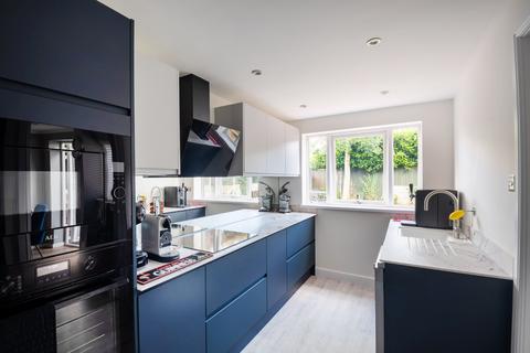 4 bedroom semi-detached house for sale, Blaythorn Avenue, West Midlands B92