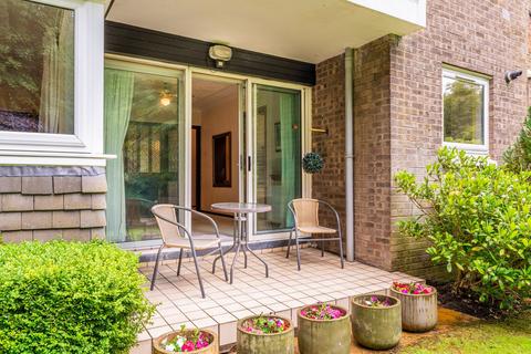 3 bedroom flat for sale, Whistlefield Court, Canniesburn Road