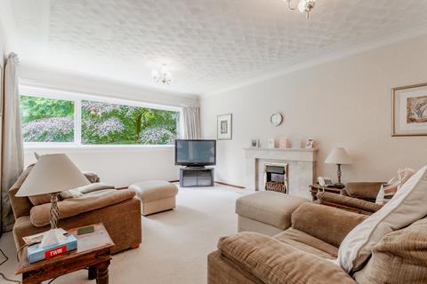 3 bedroom flat for sale, Whistlefield Court, Canniesburn Road