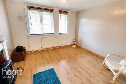 3 bedroom terraced house for sale, Redwood Walk, Leicester