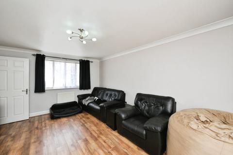 4 bedroom detached house for sale, Malkin Drive, Harlow CM17