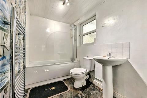 24 Central Road, Dearham, Maryport, CA15 7ER