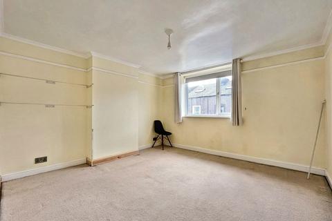 24 Central Road, Dearham, Maryport, CA15 7ER