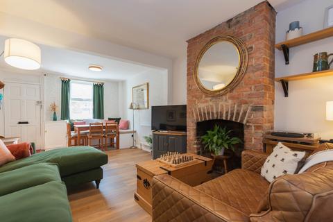 3 bedroom end of terrace house for sale, Catherine Street East Oxford OX4 3AH