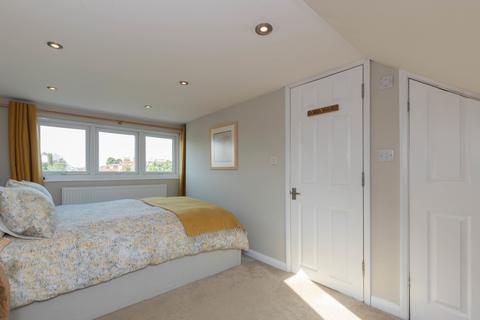 3 bedroom end of terrace house for sale, Catherine Street East Oxford OX4 3AH