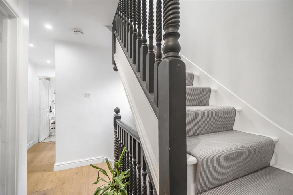 20 Stanley Road London SW14 7 DZ-23.jpg