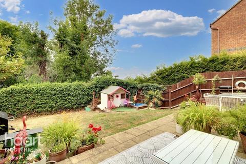 undefined, Sopwith Close, Biggin Hill