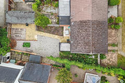 3 bedroom end of terrace house for sale, Dakyn Drive, Stock