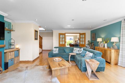 5 bedroom detached house for sale, Curling Pond Lane, Longridge, EH47