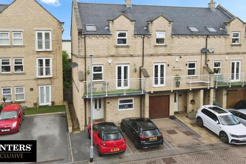 4 bedroom end of terrace house for sale, Cavendish Approach Drighlington, Bradford, West Yorkshire, BD11 1DB