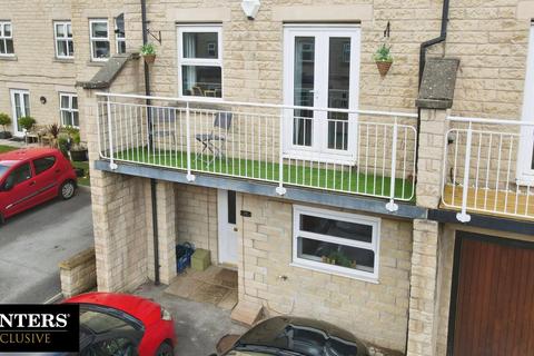 4 bedroom end of terrace house for sale, Cavendish Approach Drighlington, Bradford, West Yorkshire, BD11 1DB