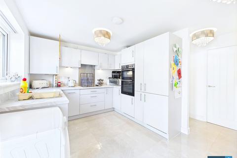 undefined, Trapper Grove, New Rossington, Doncaster, South Yorkshire, DN11