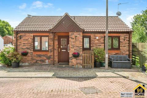 2 bedroom bungalow for sale, Moat, Bentley, Doncaster, DN5