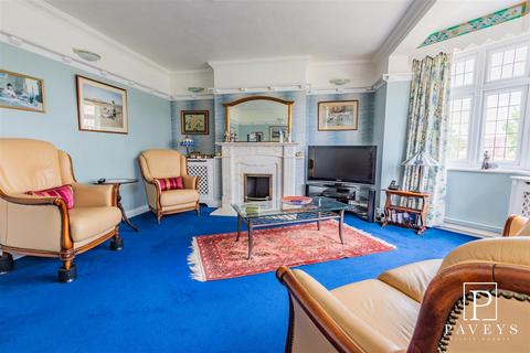 undefined, Eton Court, Eton Road, Frinton-On-Sea