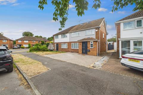 Cell Farm Avenue, Old Windsor, Berkshire, SL4