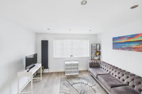 undefined, Cell Farm Avenue, Old Windsor, Berkshire, SL4
