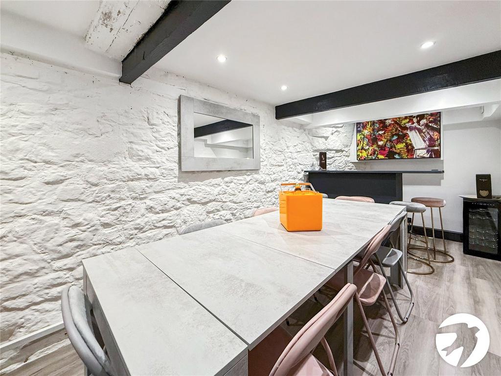 Entertaining Room