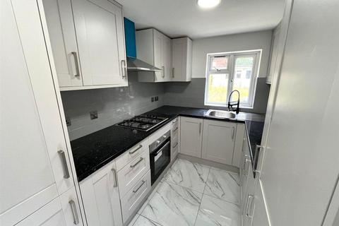 undefined, The Crescent, Slough