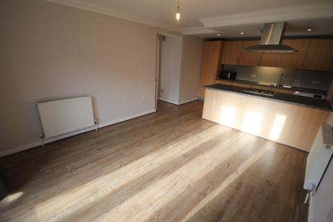 2 bedroom flat to rent, Bromhall Road, Dagenham RM9