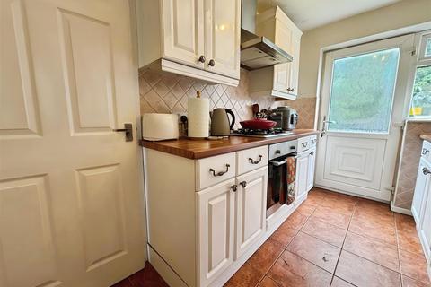 30 Moorside Avenue, Bradford, BD2 3HG